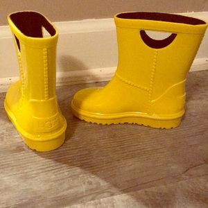 Ugg rain boots